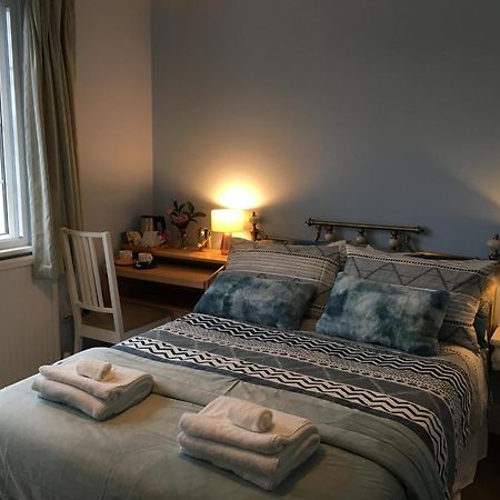 Leafy Suburban Bed&Breakfast Northwood  Bagian luar foto